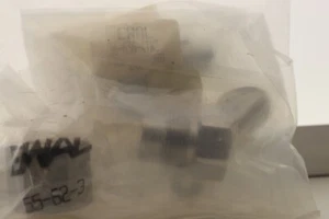 PARKER VERIFLO 58-636-4TW2 High Purity Gas Valve Outlet Plug - Picture 1 of 4