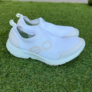 Oofos Damen weiße Slipper Schuhe Sneaker Comfort Walking Größe W7 EU38 - Bild 1 von 7