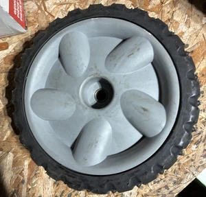 GENUINE OEM TORO PART # 117-4104 REAR WHEEL ASSEMBLY; REPLACES 107-3906 - Picture 1 of 2