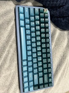 D84 v2 gasket mount custom 75% keyboard - Picture 1 of 5