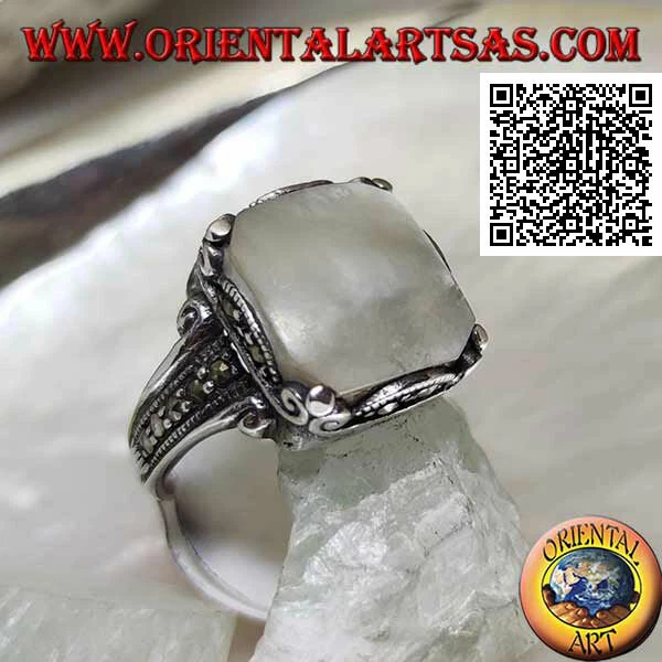 Anello in Argento 925‰ madreperla quadrata e marcasite su cornice e sui lati - Immagine 1 di 1