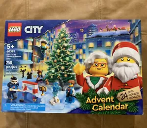 LEGO City Advent Calendar 60381 Christmas Holiday Countdown Playset - Picture 1 of 5