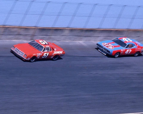 1977 Daytona 500 AJ FOYT & RICHARD PETTY Glossy 8x10 Photo Print Poster Cover