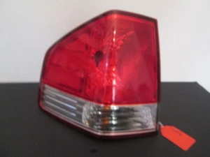 2009 2010 2011 KIA BORREGO DRIVER OUTER SIDE TAIL LIGHT LAMP TAILLIGHT LENS - Picture 1 of 10