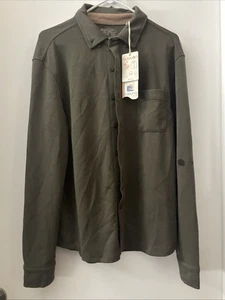 NWT Laguna Men’s Olive Green Button Up Shirt Size M (Stain on Left Sleeve) - Picture 1 of 3