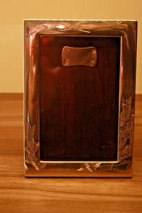 Aufstellbarer Bilderrahmen, 925er Silbermontur, Glasscheibe, Buche, 17,3x12,3cm - Bild 1 von 6