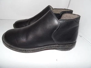 Eastland Lafayette Women Black Leather Chukka Ankle Boots SZ 6M - Picture 1 of 7