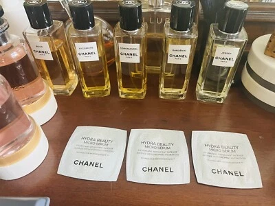 3X MICRO SUERO CHANEL HYDRA BEAUTY HIDRATACIÓN REPONEDORA INTENSA .75 ml MUESTRAS Foto 1 de 2