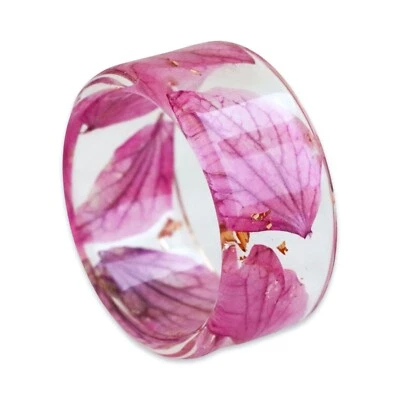 Кольцо из смолы со прессованными розовыми листьями и золотыми хлопьями, подарок на День святого Валентина - Изображение 1 из 4