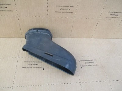 Manguera de conducto de entrada de aire izquierda para conductor Mercedes-Benz C 300 2011 A2720901382 Foto 1 de 4