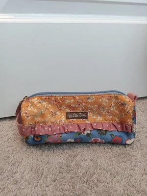 Bolsa estojo lápis floral azul botânico Matilda Jane meninas 8,5" escolar nova - Imagem 1 de 4