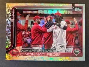 2025 Topps Series 1 - CINCINNATI REDS #99 Topps Foil FANATICS EXCLUSIVE - Picture 1 of 2