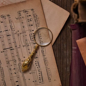 Retro 5X Magnifying Glass Handheld Magnifier Wooden Handle Optical Eye Lo-ml - Picture 1 of 10