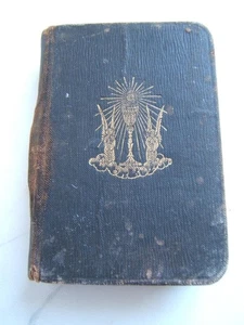 ANTIQUE 1888 THE FIRST COMMUNICANT'S MANUAL POCKET SIZE BOOK BENZIGER BROTHERS - Imagen 1 de 13