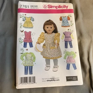 "Patrón de ropa para muñeca Simplicity 18"" sin cortar #2761" - Imagen 1 de 2