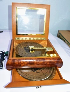 Mr. Christmas Holiday Symphonium Music Box with 16 Song Disks - Works Great  - Picture 1 of 11