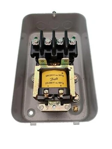 Contactor Danfoss LRV-15A 240V Voltios Bobina 15A Amp LRV15A 37-0161 - Imagen 1 de 3