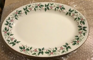 Plato grande para servir de Holiday Traditions - Imagen 1 de 3