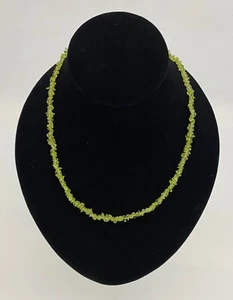 "COLLAR DE CHIP DE PERIDOTO NATURAL CUENTAS 18" TEÑIDO Moda Destacado Chakra de curación - Imagen 1 de 2