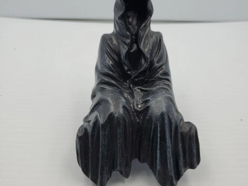 Halloween Décor Toscano Shelf Sitter Statue Reaper Shrouded Mourner Grim - Image 1 of 3