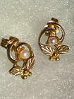 Vtg Black Hills Gold 10Kt Earrings  Tri Color Leaf Grape  Pearl 4224