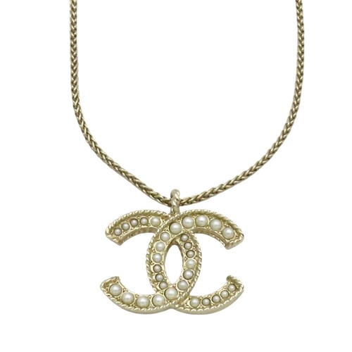 Collana di perle CHANEL Coco Mark placcata oro