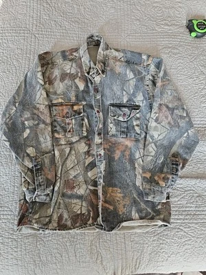Vintage Realtree Hardwoods Camo Mens Long Slv Heavy Shirt M Hunting Distressed - Image 1 of 4