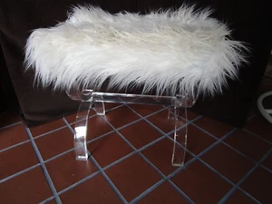 Mid to late 20th Century Clear Lucite Acrylic X- Curved legs Vanity stool Bench - Picture 1 of 18