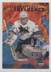 1995-96 Parkhurst International Arturs Irbe #251