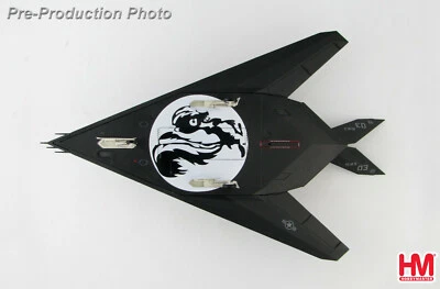 HOBBY MASTER 1/72 HA5807 LOCKHEED F-117A NIGHTHAWK 85-831 WITH SKUNK WORKS - Image 1 of 4