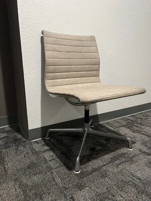 Sillas de grupo de aluminio Herman Miller/Eames/George Nelson años 60 Foto 1 de 4