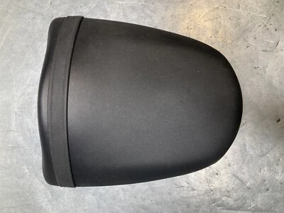 Kawasaki Z1000 2003-06 asiento trasero pasajero sillín tándem PILLÓN OEM Foto 1 de 4