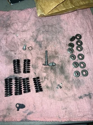 Honda CRF 150R RB Oem Stock Valve Springs and Retainers Assembly Parts Lot 2007 - Image 1 of 4