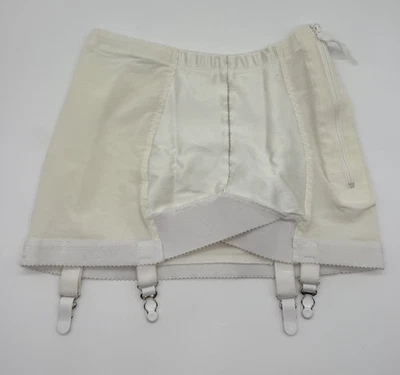 Lencería De Colección JC Penney Panel Satinado Parte Inferior Abierta 4 Ligas Cremallera Faja Talla 32 Foto 1 de 4