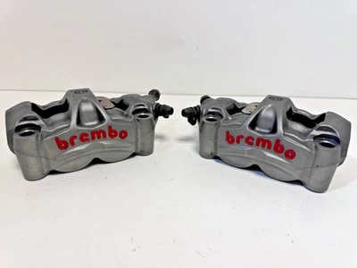 Pinzas de freno delanteras Ducati Panigale 1199S BREMBO M50 Foto 1 de 4