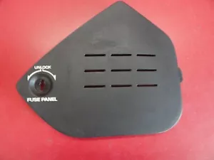 94-96 Corvette Fuse Panel Door Cover without Lock Knob FREE SHIPPING C40213-6 - Foto 1 di 2