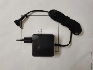 NUEVO FABRICANTE DE EQUIPOS ORIGINALES 19V 2.37A 4.0 mm 45W AD2108020 para adaptador de CA original ASUS M509DA-EJ098T - Imagen 1 de 7