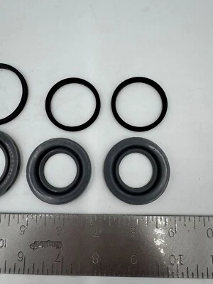 KIT SELLO PINZA DELANTERA PORSCHE 928 44/36 CON TAPA PROTECTORA LEER ANUNCIO POR FAVOR Foto 1 de 3