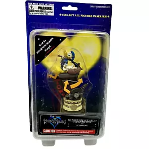 Kingdom Hearts Formation Arts Volume 1 Donald Duck New (SH) (G5) - Picture 1 of 6