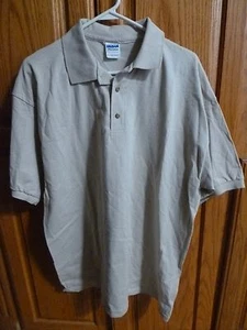 POLO MANICA CORTA CASUAL GILDAN ULTRA COTONE BEIGE NUOVA SENZA ETICHETTE TAGLIA XL - Foto 1 di 2