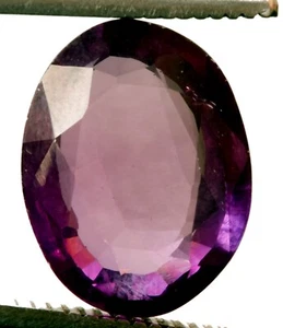 Piedra preciosa de alejandrita natural de forma ovalada certificada GGL de 15,60 quilates - Imagen 1 de 8