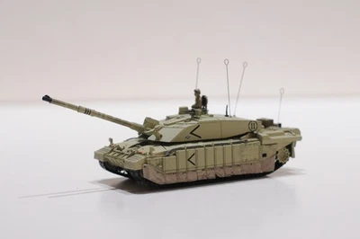UNIMAX FORCES OF VALOR CHALLENGER 2 BRITISH TANK SCALE 1:72 PLASTIC MODEL - Image 1 of 4