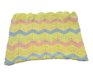 Culla neonato afgana vintage all'uncinetto rosa blu giallo taglia lunghezza 49" larghezza 30" - Foto 1 di 3