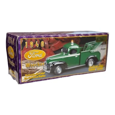 ERTL Prestige 1940 Ford Wrecker Texaco #19504 1/25 Diecast 1999 NEW NIB (RARE) - Image 1 of 4