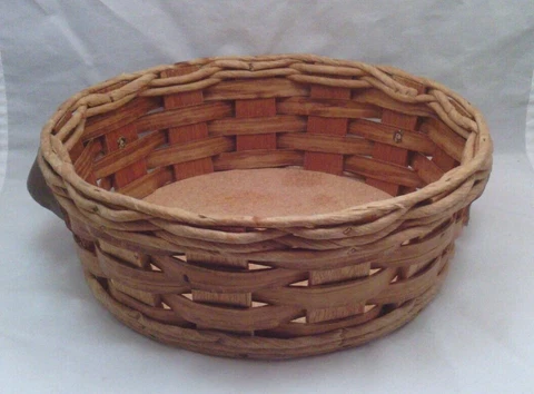 Vintage Corning Round Wicker Basket for Pyrex 2qt. Casserole Dish 024-624-684 Cover