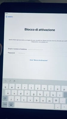 Apple iPad Air  1 9.7" - 16GB - Argento - Immagine 1 di 4