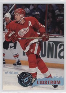 1995-96 Topps Stadium Club Nicklas Lidstrom #129 HOF