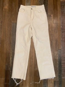 Zara Off White High Rise Straight Leg Jeans Frayed Hem Women's Size 4 - Picture 1 of 6