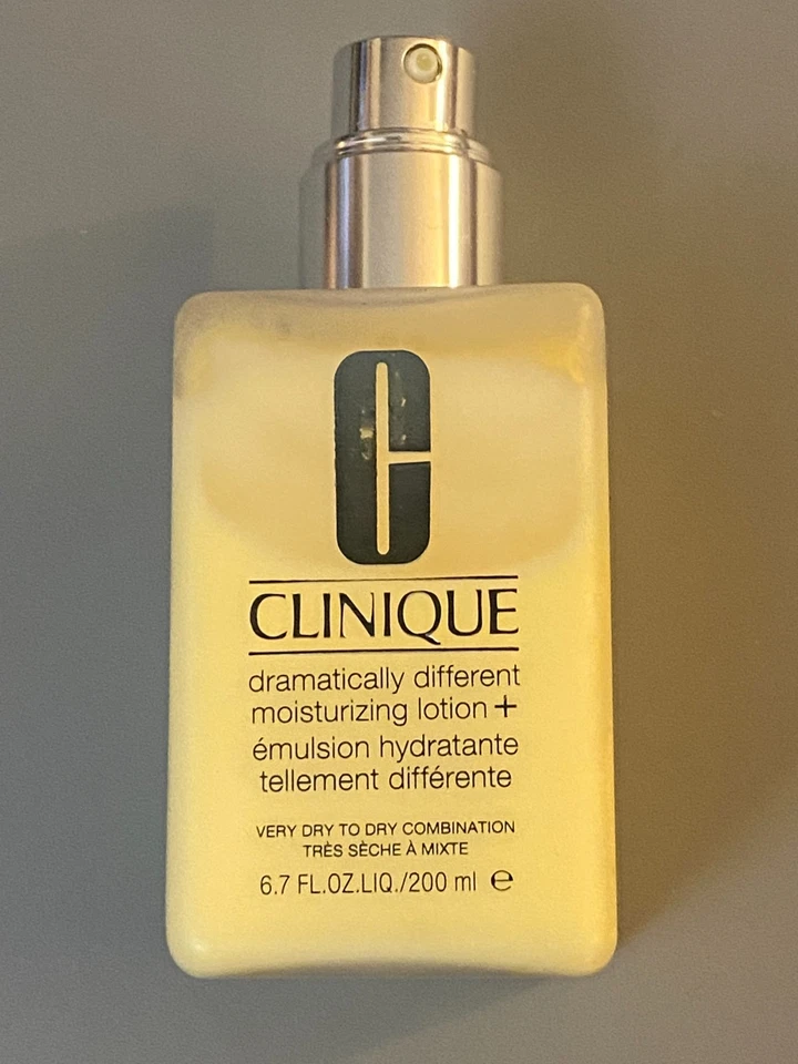 NEW Luxury Clinique Big Dramatically Different Moisturizing Lotion Emulsion 200m - Image 1 of 1