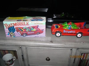 1966 RED TIN BATMOBILE W/ BOX - BATTERY OPERATED - GREAT CONDITION!!! - Picture 1 of 9
